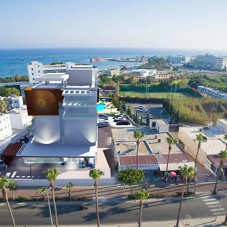 Hotel Gaia Sun N Blue Ayía Nápa